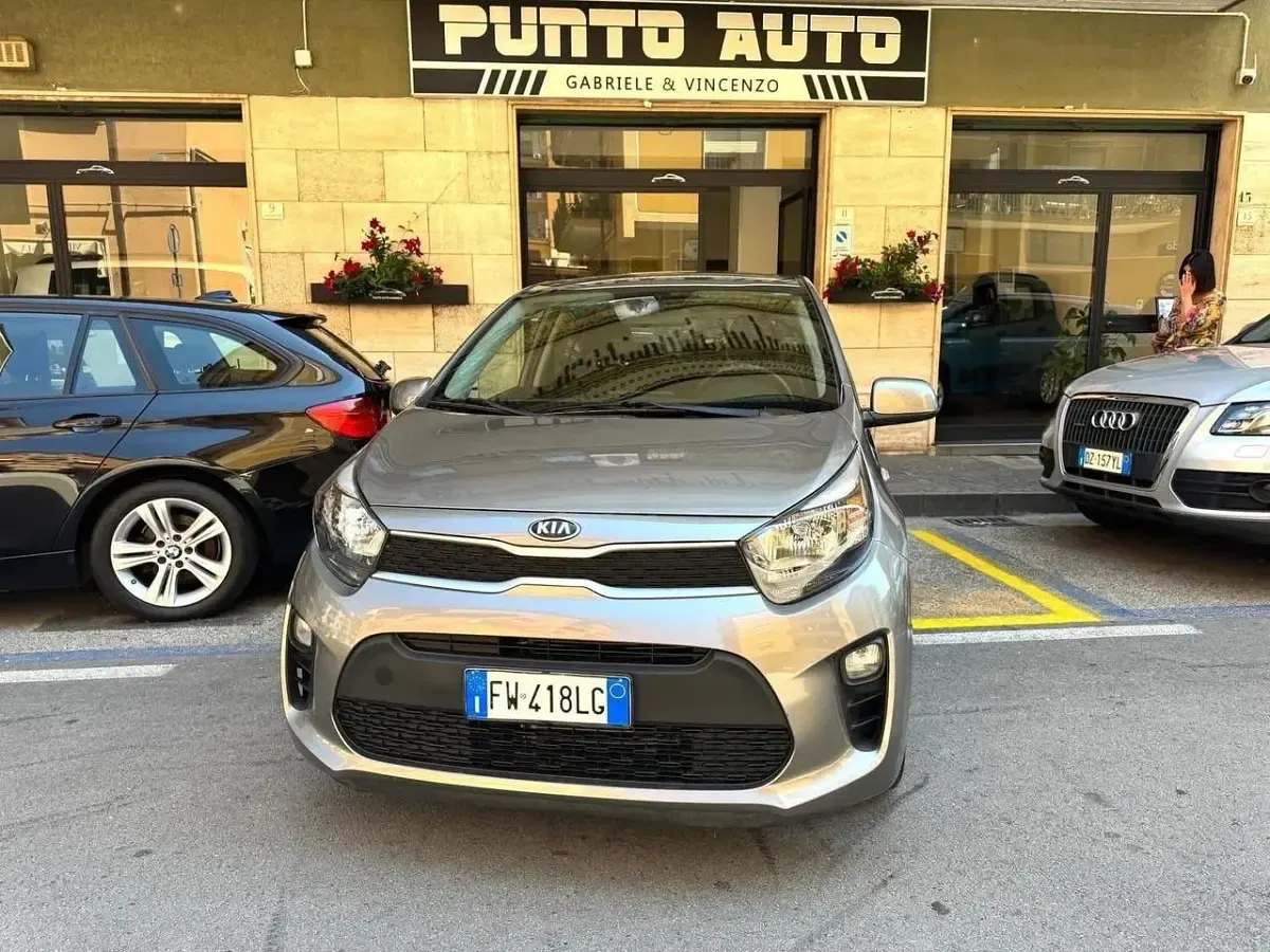 Usata Kia Picanto 65 CV (47 kW) 2019 Marrone Utilitaria