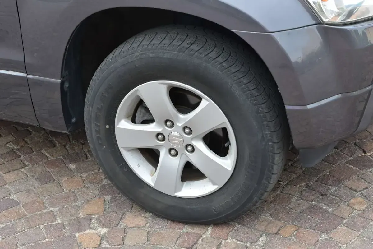 Usata Suzuki Grand Vitara 129 CV (94 kW) 2010 Grigio SUV