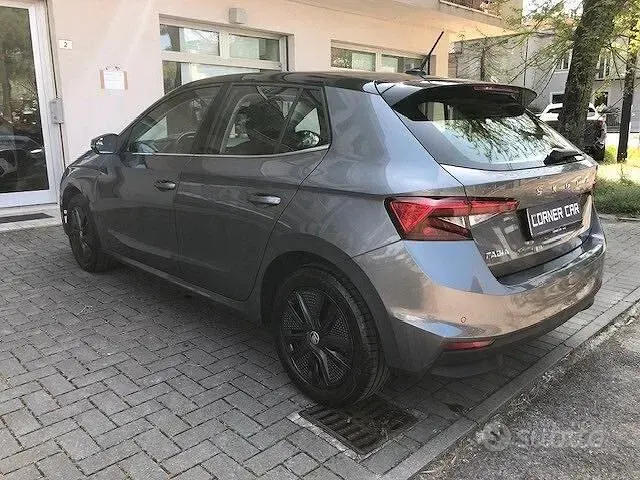 Usata Skoda Fabia Style 95 CV (69 kW) 2023 Grigio Utilitaria