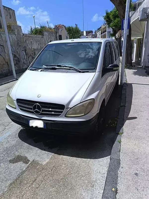 Usata Mercedes Viano 109 CV (80 kW) 2006 Monovolume