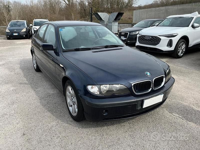 Usata BMW 320 149 CV (109 kW) 2002 Blu Berlina