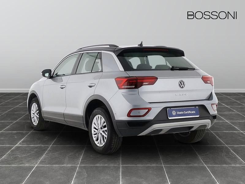 Usata VW T-Roc Life 150 CV (110 kW) 2024 Grigio SUV