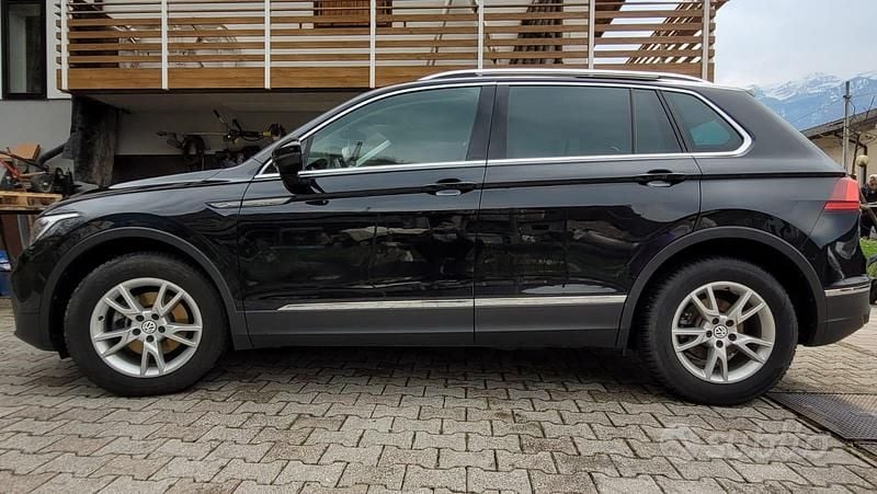 Usata VW Tiguan 150 CV (110 kW) 2021 Nero SUV