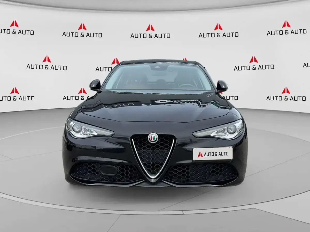 Usata Alfa Romeo Giulia Veloce 211 CV (155 kW) 2017 Nero Berlina