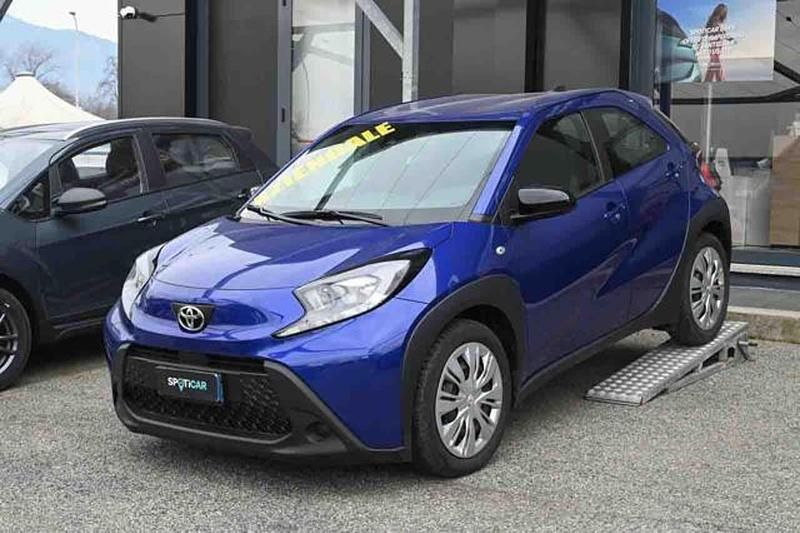 Usata Toyota Aygo X Active 72 CV (52 kW) 2025 Blu SUV