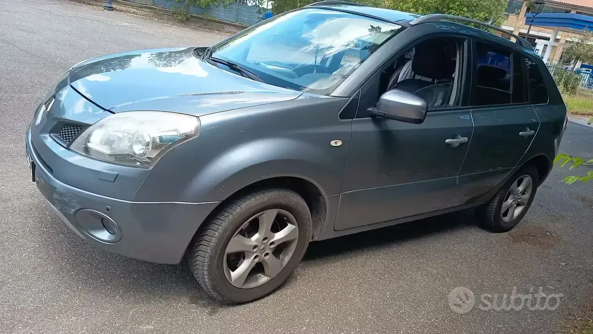 Usata Renault Koleos 150 CV (110 kW) 2008 Grigio SUV