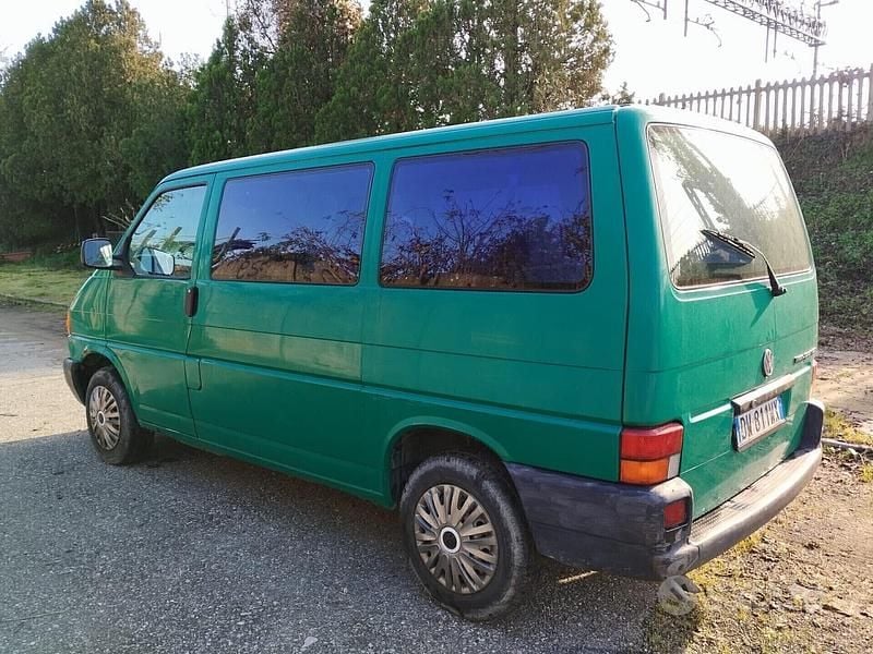 Usata VW T4 77 CV (56 kW) 1997 Verde Furgone