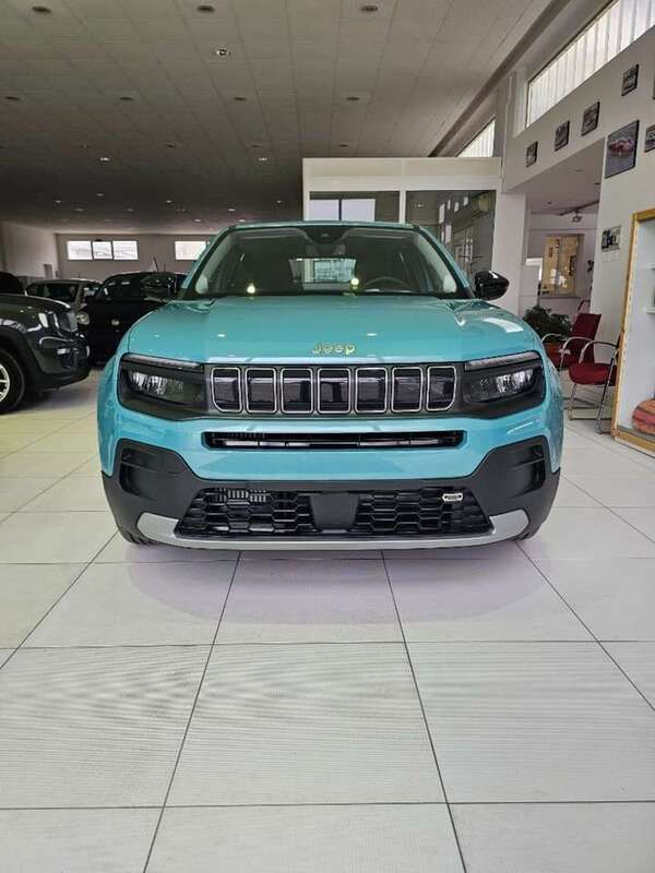 Usata Jeep Avenger Altitude 101 CV (74 kW) 2024 Azzurro SUV