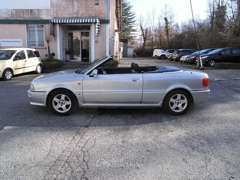 Usata Audi Cabriolet 116 CV (85 kW) 1996 Argento Cabrio