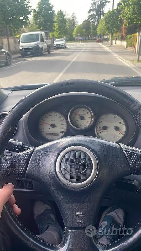 Usata Toyota RAV4 116 CV (85 kW) 2003 Blu SUV