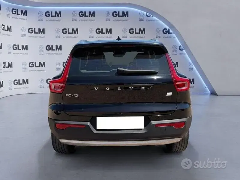 Usata Volvo XC40 Inscription 211 CV (155 kW) 2021 Nero SUV