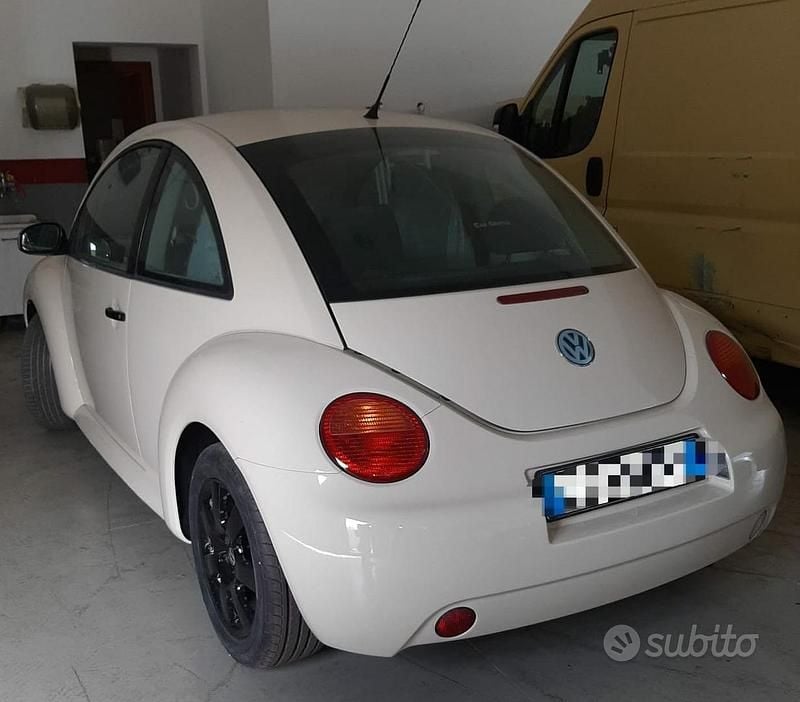 Usata VW New Beetle 2005 Giallo Utilitaria