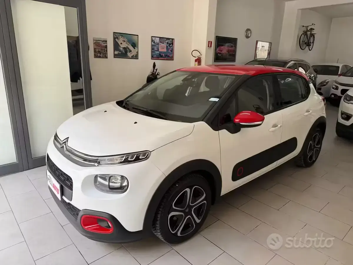 Begagnad Citroën C3 Shine 75 HK (55 kW) 2018 Vit Halvkombi