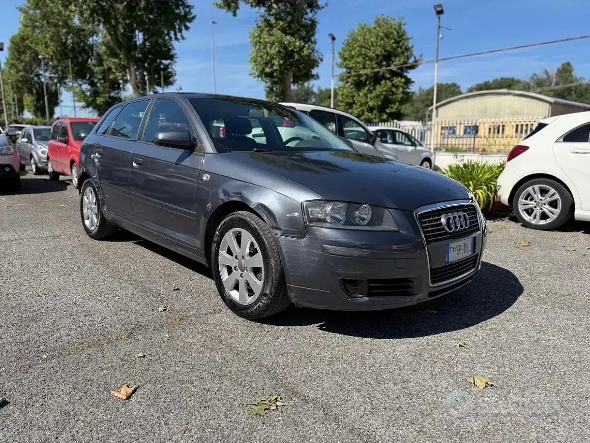 Usata Audi A3 Ambiente 115 CV (84 kW) 2007 Grigio Utilitaria