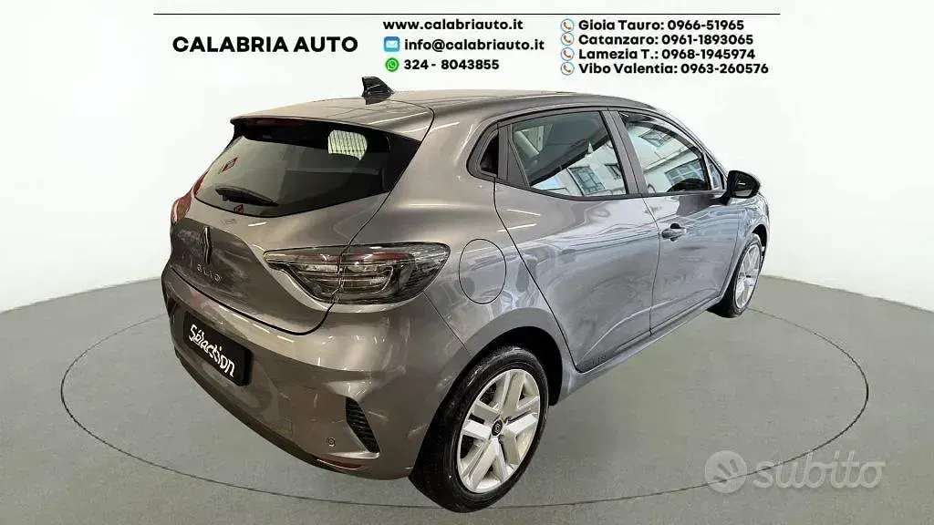 Nuova Renault Clio V Evolution 101 CV (74 kW) 2025 Grigio Berlina