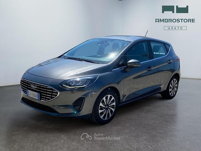 Magnetic grey Usata 2022 Ford Fiesta Titanium Due volumi | 14.500 € (Buon prezzo) - Immagine 1/4