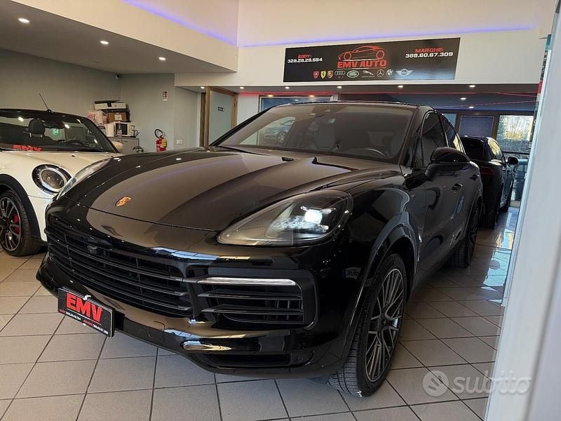 Usata Porsche Cayenne Platinum Edition 340 CV (250 kW) 2019 Nero SUV