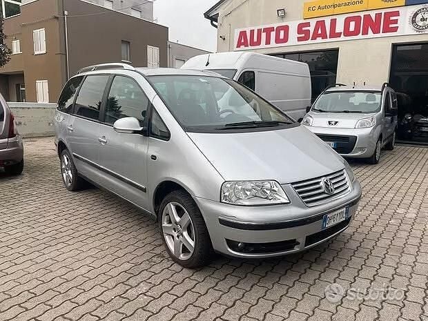Usata VW Sharan 140 CV (102 kW) 2007 Grigio Monovolume