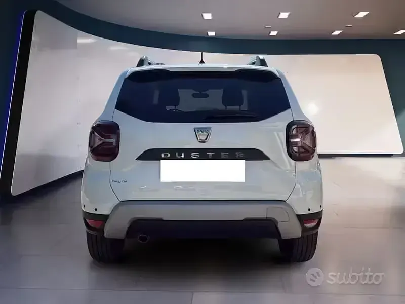 Usata Dacia Duster Prestige 101 CV (74 kW) 2022 Bianco SUV