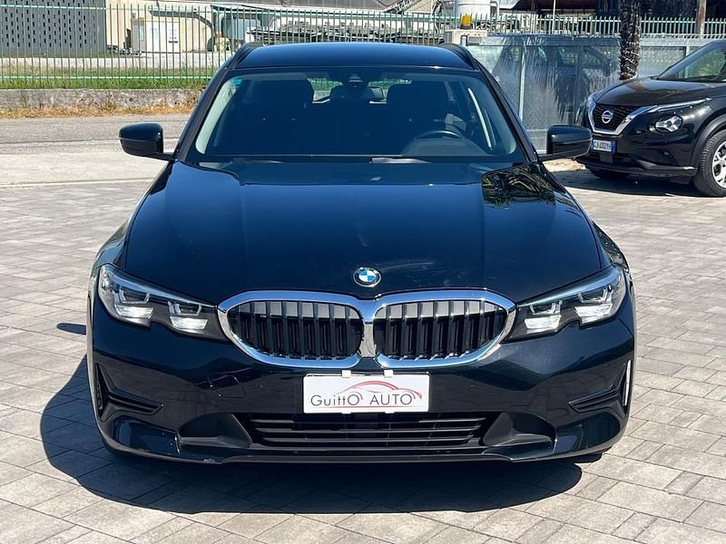 Usata BMW 318 Advantage 149 CV (109 kW) 2022 Nero Station wagon