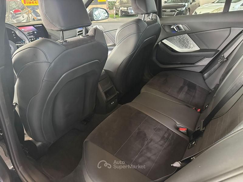 Usata BMW 120 M Sport 163 CV (119 kW) 2025 Nero Utilitaria