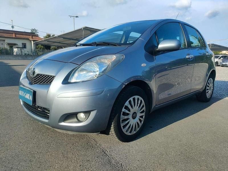 Usata Toyota Yaris Sol 69 CV (50 kW) 2010 Other Utilitaria