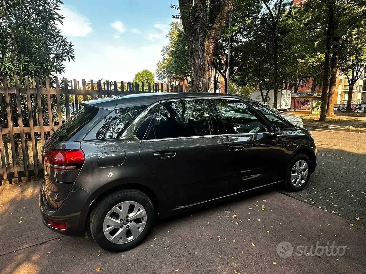Usata Citroën C4 SpaceTourer Feel 131 CV (96 kW) 2018 Nero Monovolume