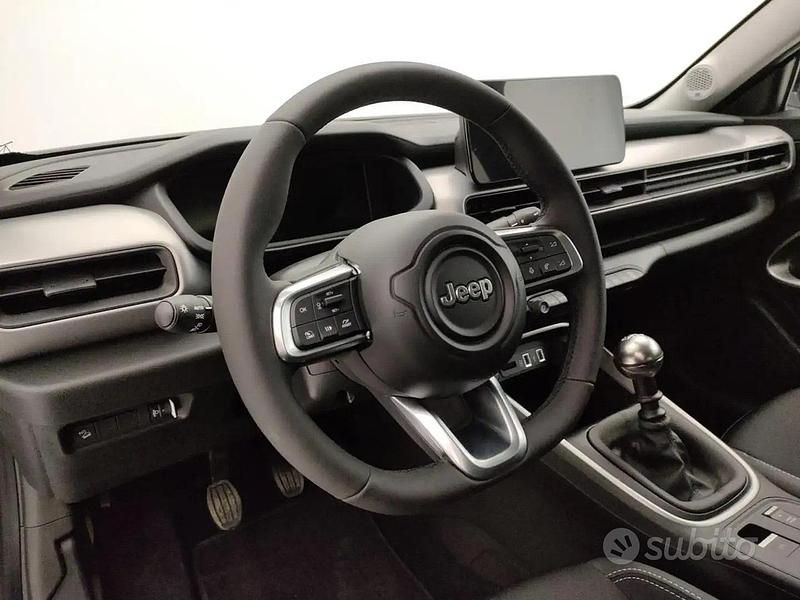 Usata Jeep Avenger Summit 101 CV (74 kW) 2024 Blu SUV