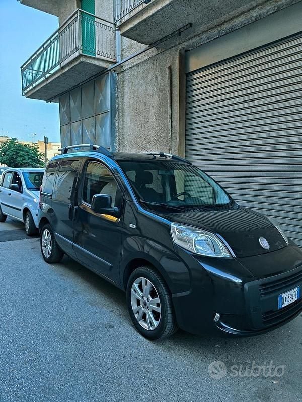 Usata Fiat Qubo Trekking 95 CV (69 kW) 2010 Nero Monovolume