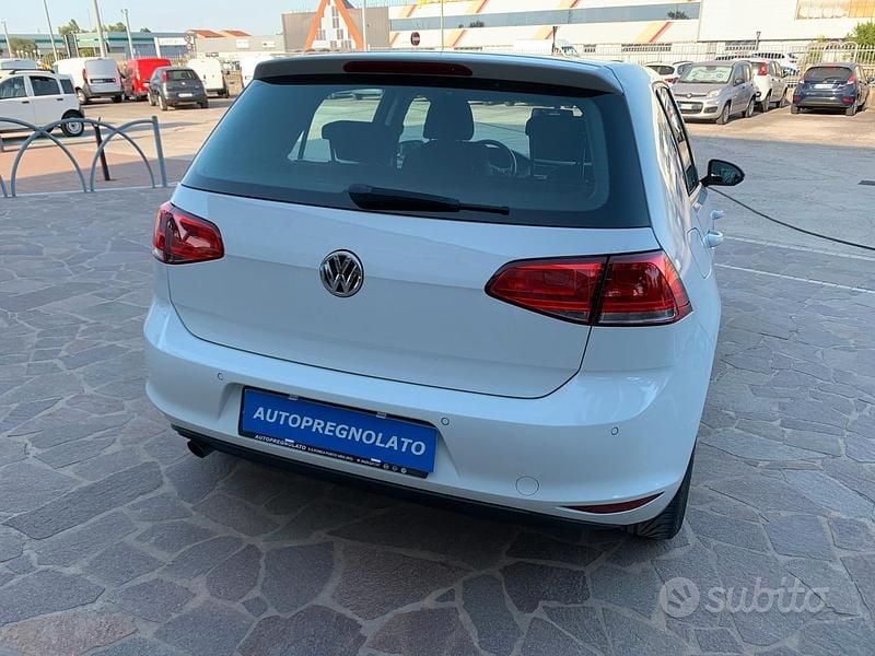 Usata VW Golf VII Executive 110 CV (80 kW) 2015 Bianco Berlina