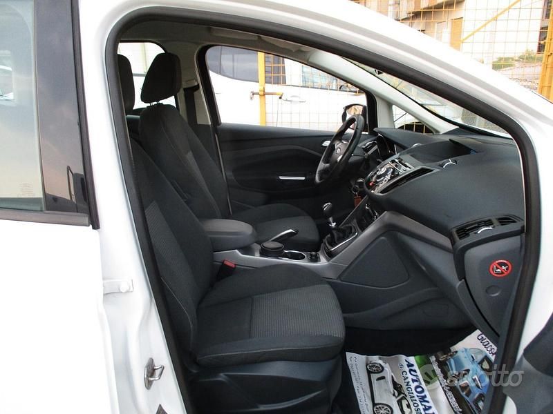 Usata Ford C-MAX Titanium 95 CV (69 kW) 2014 Bianco Monovolume