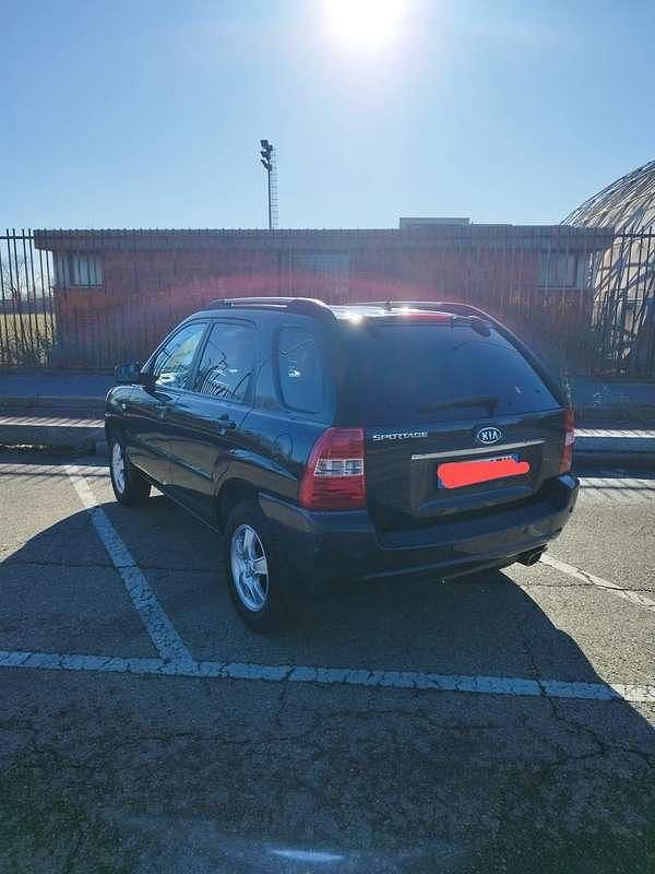 Usata Kia Sportage Active 141 CV (103 kW) 2007 Nero SUV
