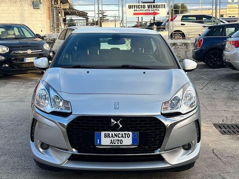 Usata DS Automobiles DS3 So Chic 75 CV (55 kW) 2018 Other Utilitaria