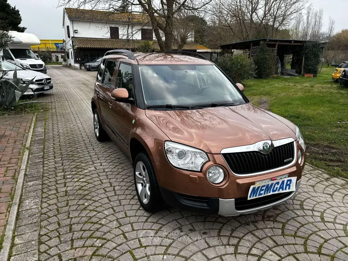 Usata Skoda Yeti Ambition 105 CV (77 kW) 2012 Bronzo SUV