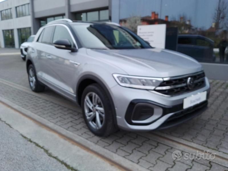 Usata VW T-Roc R-line 149 CV (109 kW) 2022 Grigio SUV