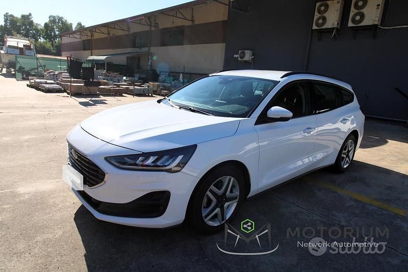 Usata Ford Focus Active X 120 CV (88 kW) 2022 Bianco Berlina