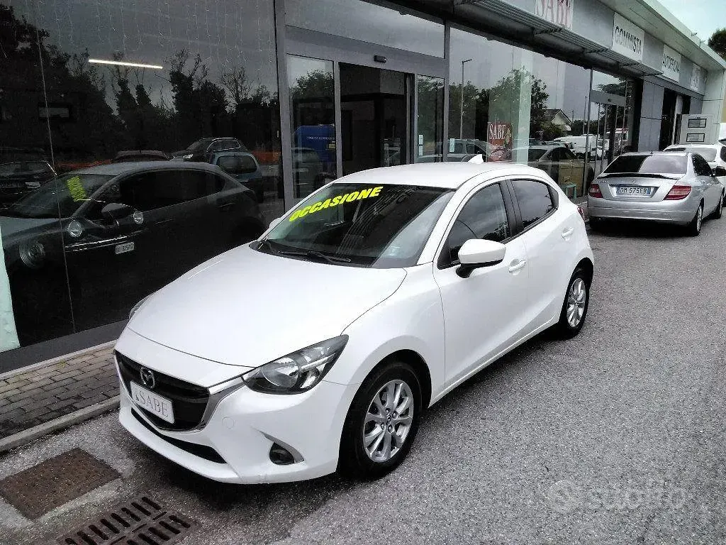 Usata Mazda 2 Evolve 75 CV (55 kW) 2019 Bianco Berlina