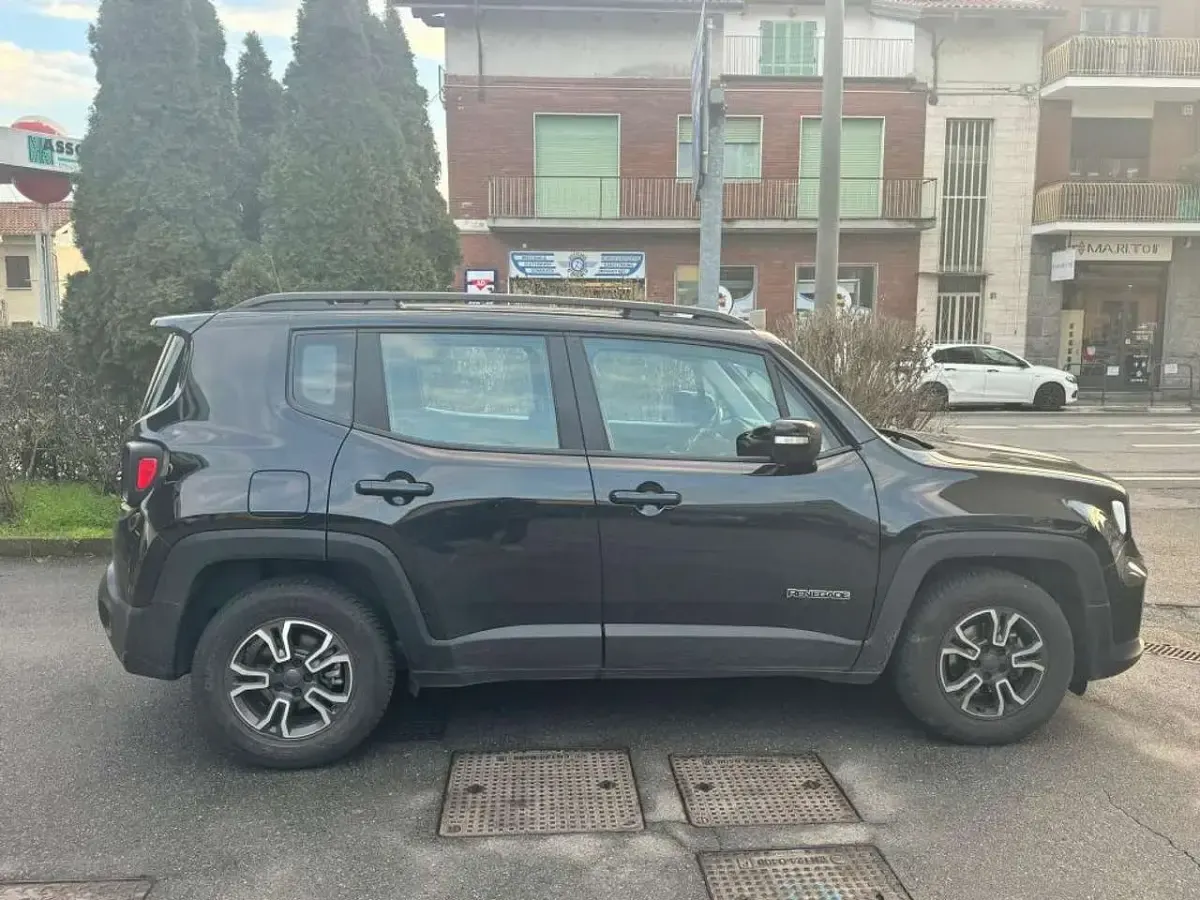 Używany Jeep Renegade Longitude 120 KM (88 kW) 2019 Czarny SUV