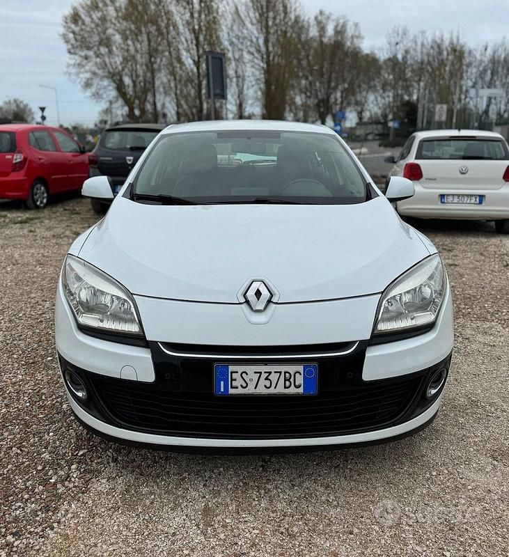 Usata Renault Mégane 96 CV (70 kW) 2013 Bianco Berlina