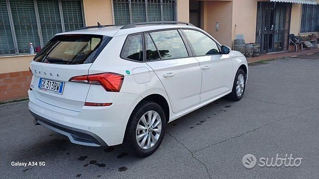 Begagnad Skoda Kamiq 95 HK (69 kW) 2022 Vit SUV