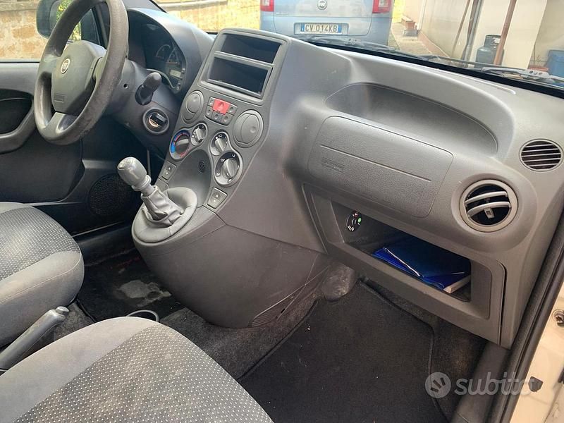 Usata Fiat Panda 54 CV (39 kW) 2011 Bianco Utilitaria