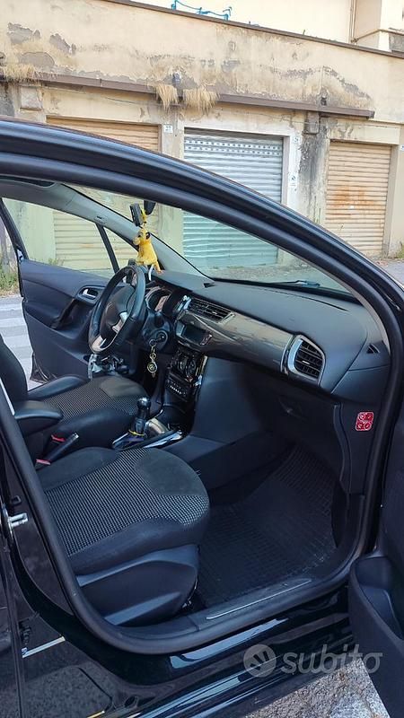 Usata Citroën C3 Exclusive 90 CV (66 kW) 2014 Nero Utilitaria