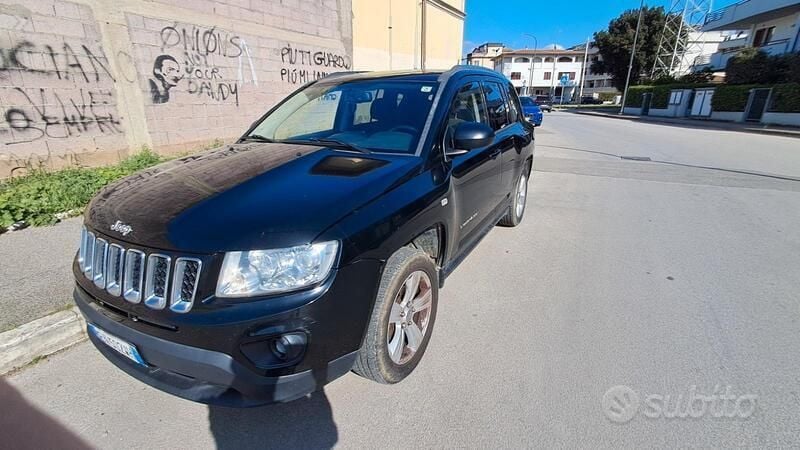 Nero Usata 2012 Jeep Compass Limited SUV | 4500 € (Ottimo prezzo) - Immagine 1/4