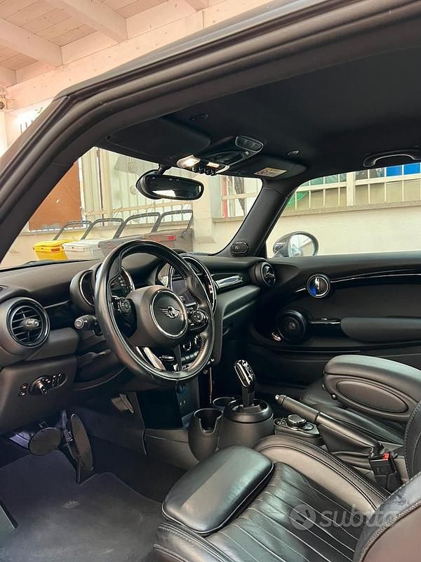 Usata Mini Cooper SD 170 CV (125 kW) 2018 Utilitaria