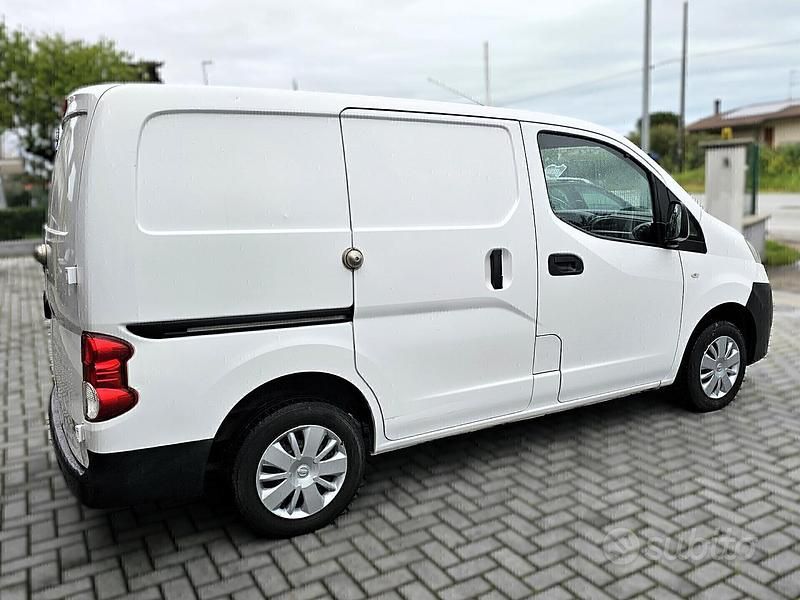 Usata Nissan NV200 90 CV (66 kW) 2018 Bianco Monovolume