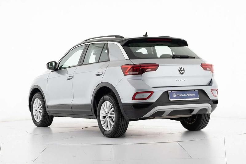 Usata VW T-Roc Life 150 CV (110 kW) 2024 Argento SUV