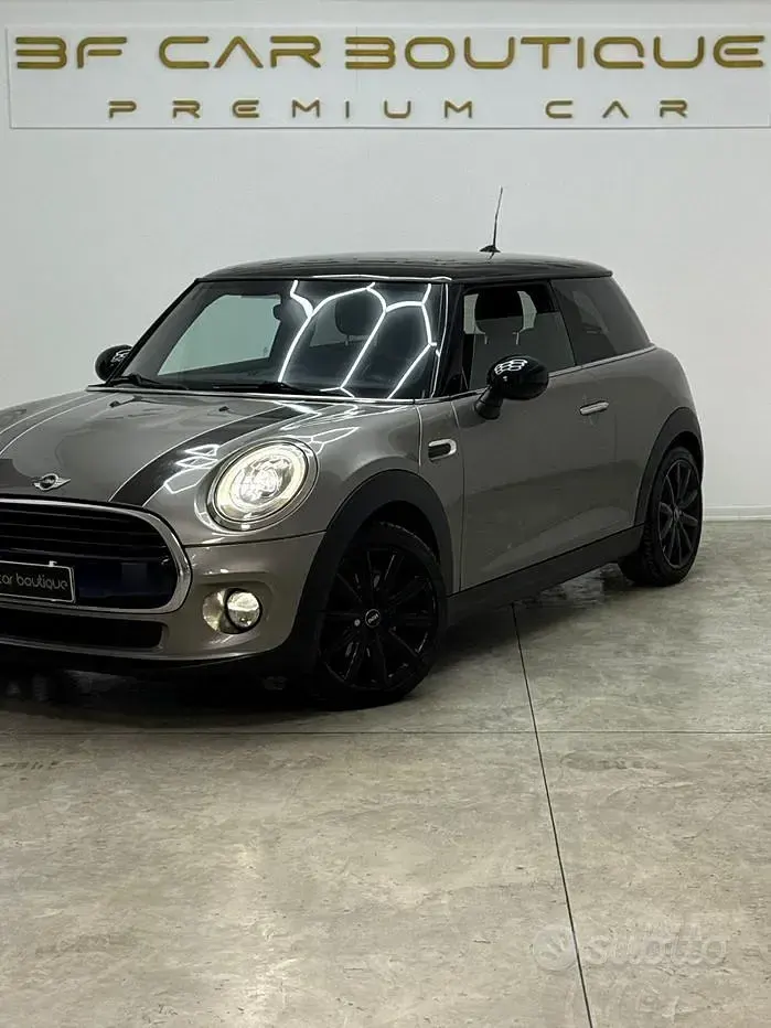 Usata Mini Cooper D 116 CV (85 kW) 2017 Grigio Utilitaria