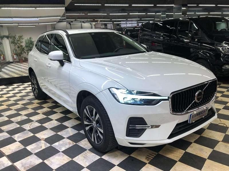 Usata Volvo XC60 Core 197 CV (144 kW) 2022 Bianco SUV