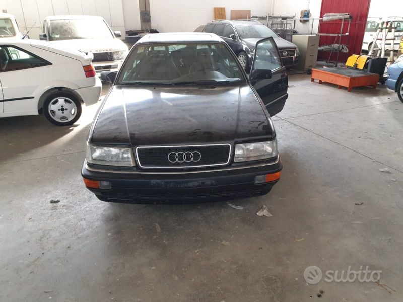Usata 1988 Audi V8 Tre volumi | 35.000 € - Immagine 1/4