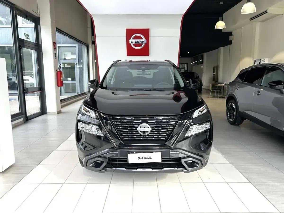 Nuova Nissan X-Trail 204 CV (150 kW) 2026 Nero SUV